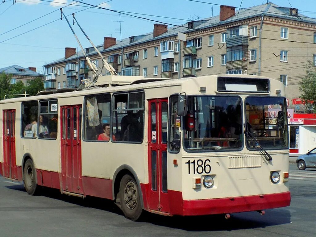 Троллейбус Челябинск. Троллейбус 14 Челябинск. Челябинский троллейбус Синара. Троллейбус Челябинск 2023.