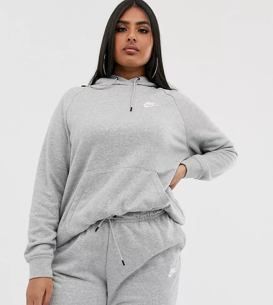 Худи серого цвета. Nike худи essentials. толстовка женская nike essential, plus size. серое худи oversize nike. свитшот найк серый женский.