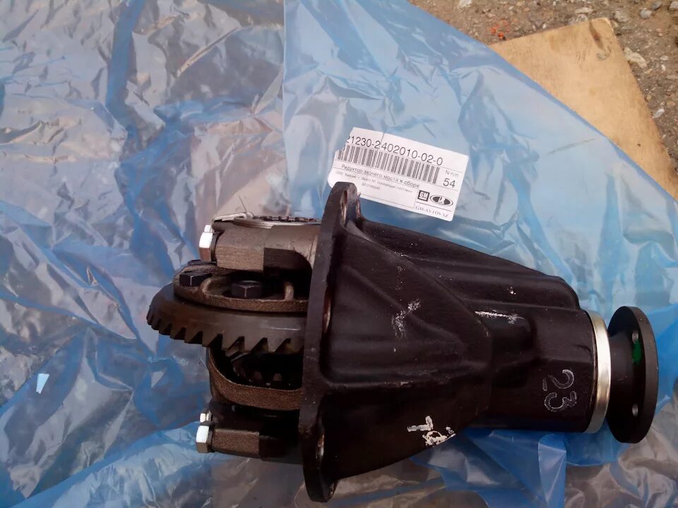 Редуктор заднего моста chevrolet niva. Редуктор моста нива 2121. Конус заднего редуктора на шевроле нива. Редуктор заднего моста ваз 2121. Задний редуктор нива.