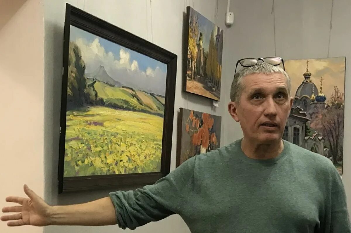 Выставка пятигорск. Хоронько художник ставрополь. выставка картин. выставки картин ростовских художников. выставки художников куклы.
