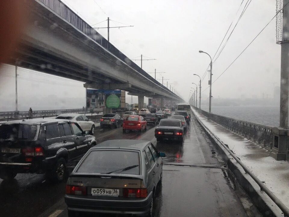 Пробка на набережной сейчас