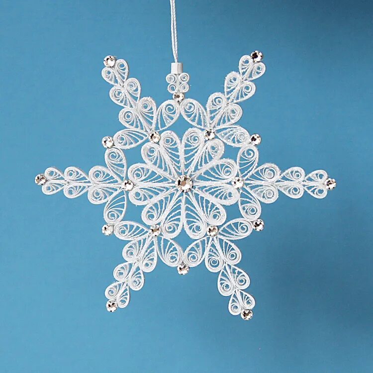 Оригинальные и красивые снежинки. Поделка снежинка. Снежинка оригинальная на конкурс. Снежинки из макарон. Снежинка из любого материала своими руками.