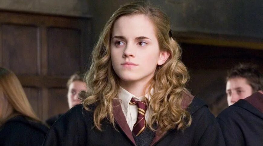 THEN AND NOW Harry Potter and the Sorcerer's Stone - YouTube