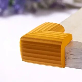 Резиновый уголок