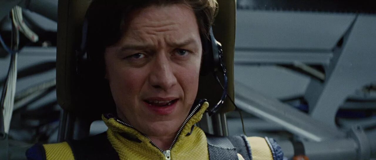 джеймс макэвой люди икс первый класс. люди икс первый класс с субтитрами. макэвой сыграет пикарда. чарльз ксавье первый класс. люди икс первый класс ксавье.