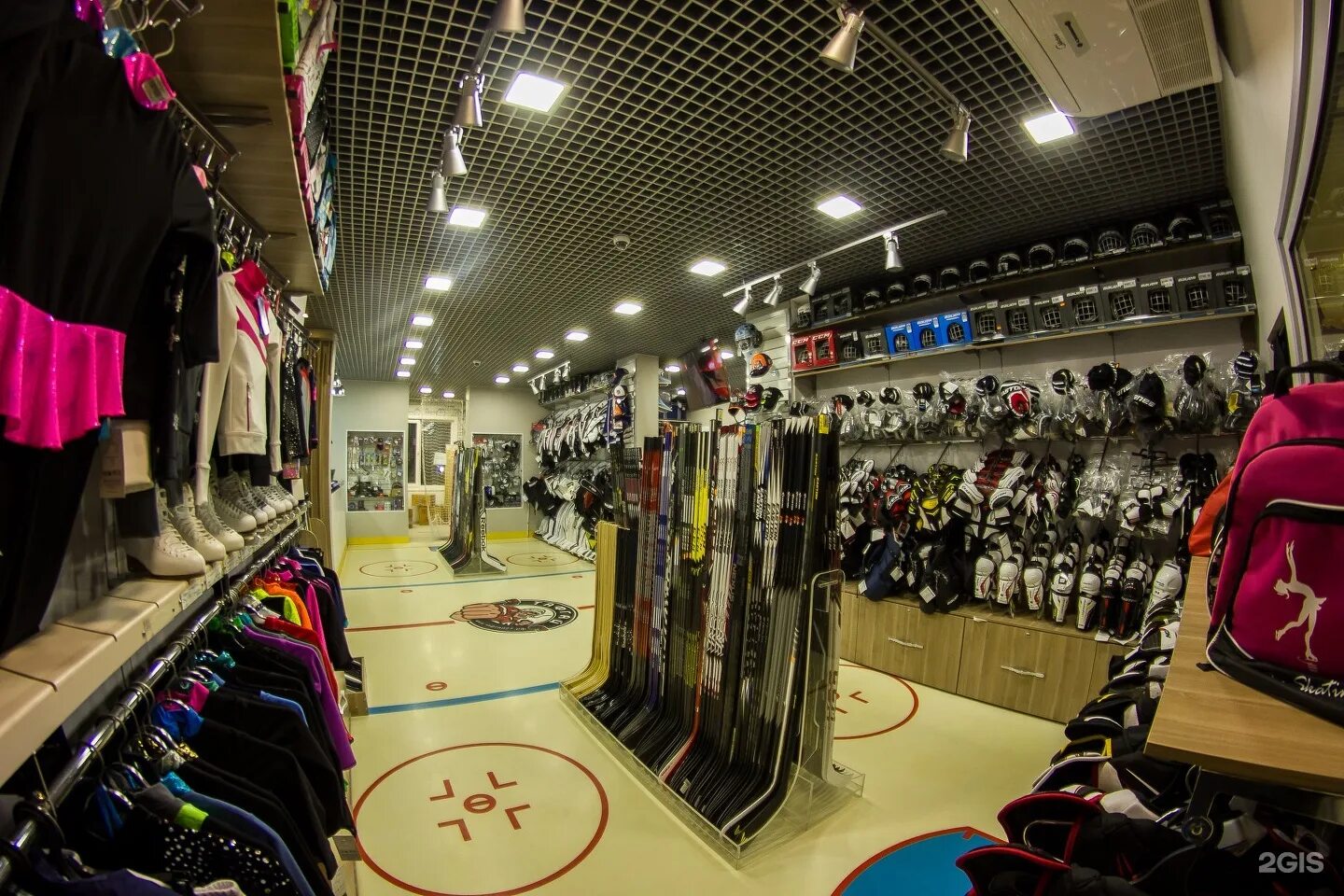 хоккеист тафгай. тафгай хоккейный магазин. магазин хоккейной экипировки вывеска. магазин тафгай хоккейный хабаровск. магазин тафгай хоккейный хабаровск.