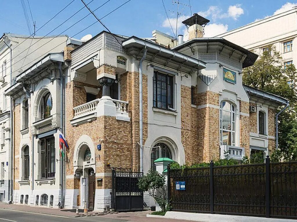 Особняк листа в москве. Особняк листа в москве. А. Особняк листа в глазовском переулке. Л.