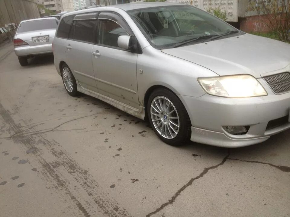 Королла Филдер 120 кузов. Королла 120 кузов универсал. Toyota Fielder 120 кузов. Тойота Королла 120 1.5. Тойота филдер в приморском крае