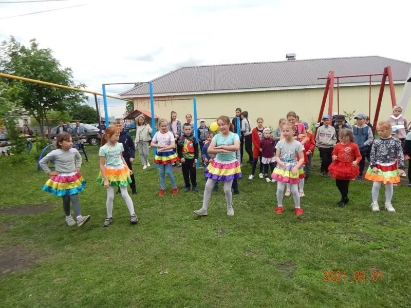 Погода в верхнем тимерчеево. Тимерчеево комсомольский район. Тимерчеево комсомольский район. Ласточкин владимир николаевич. Нижнее тимерчеево комсомольского района чувашии.