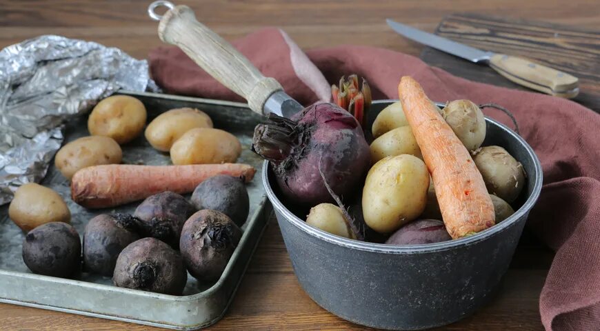 Варка овощей для винегрета. Вареные морковь картошка свекла. Овощи в кастрюле. Вареные овощи в кастрюле. Вареные овощи в кастрюле.