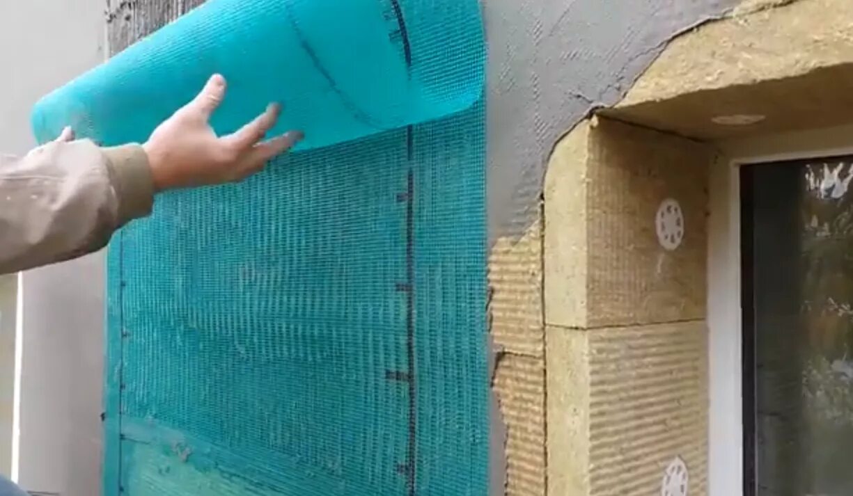 Теплоизоляция наружных стен минеральной ватой. Фасадный утеплитель. Вата для фасада под штукатурку 50мм. Штукатурка по утеплителю фасада. Штукатурка фасада минватой.