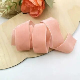 Персиковые ленты
