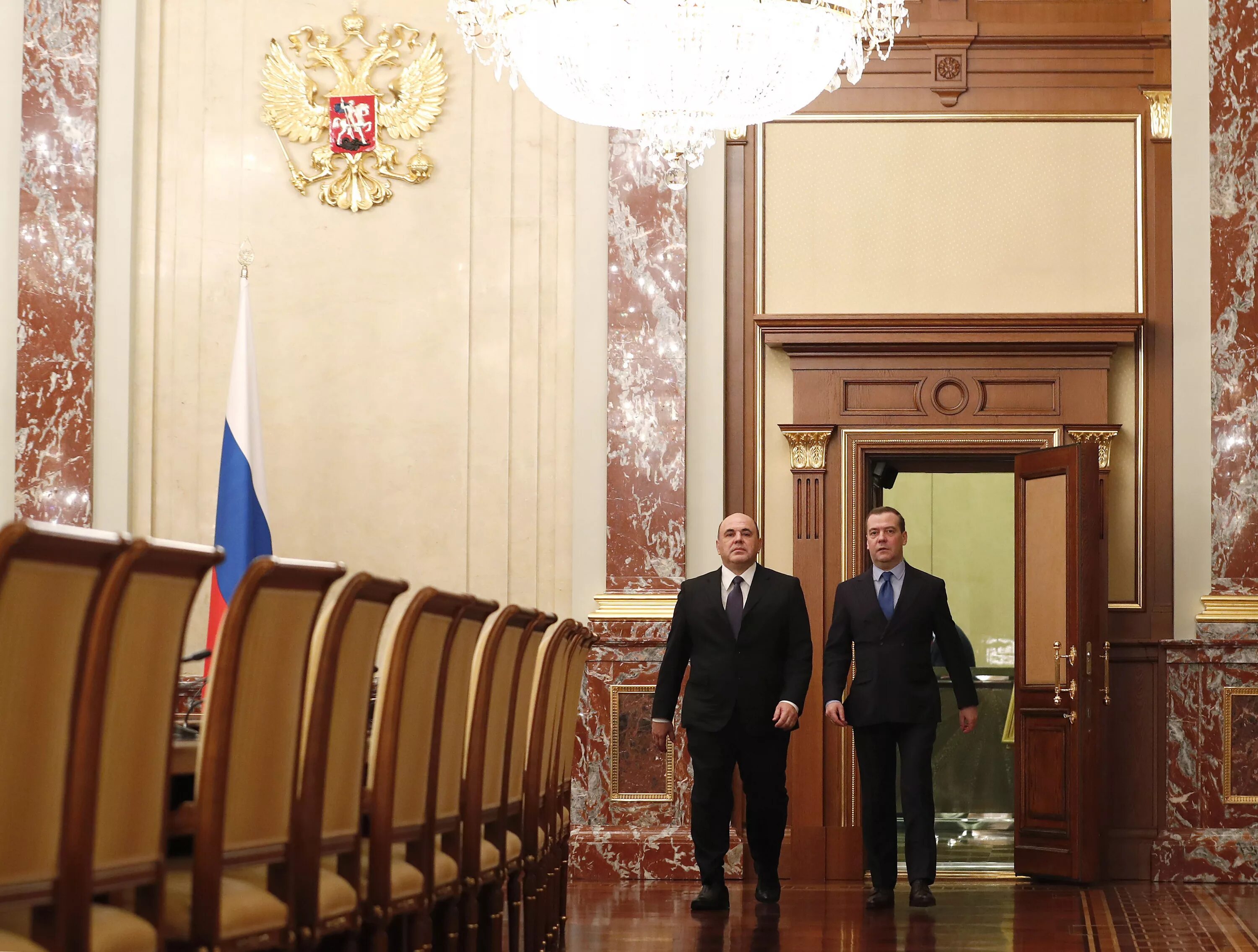 Департаменты президента рф. Кабинет министров Мишустина 2020. Правительство Медведева и Мишустин. Кабинет премьер министра.