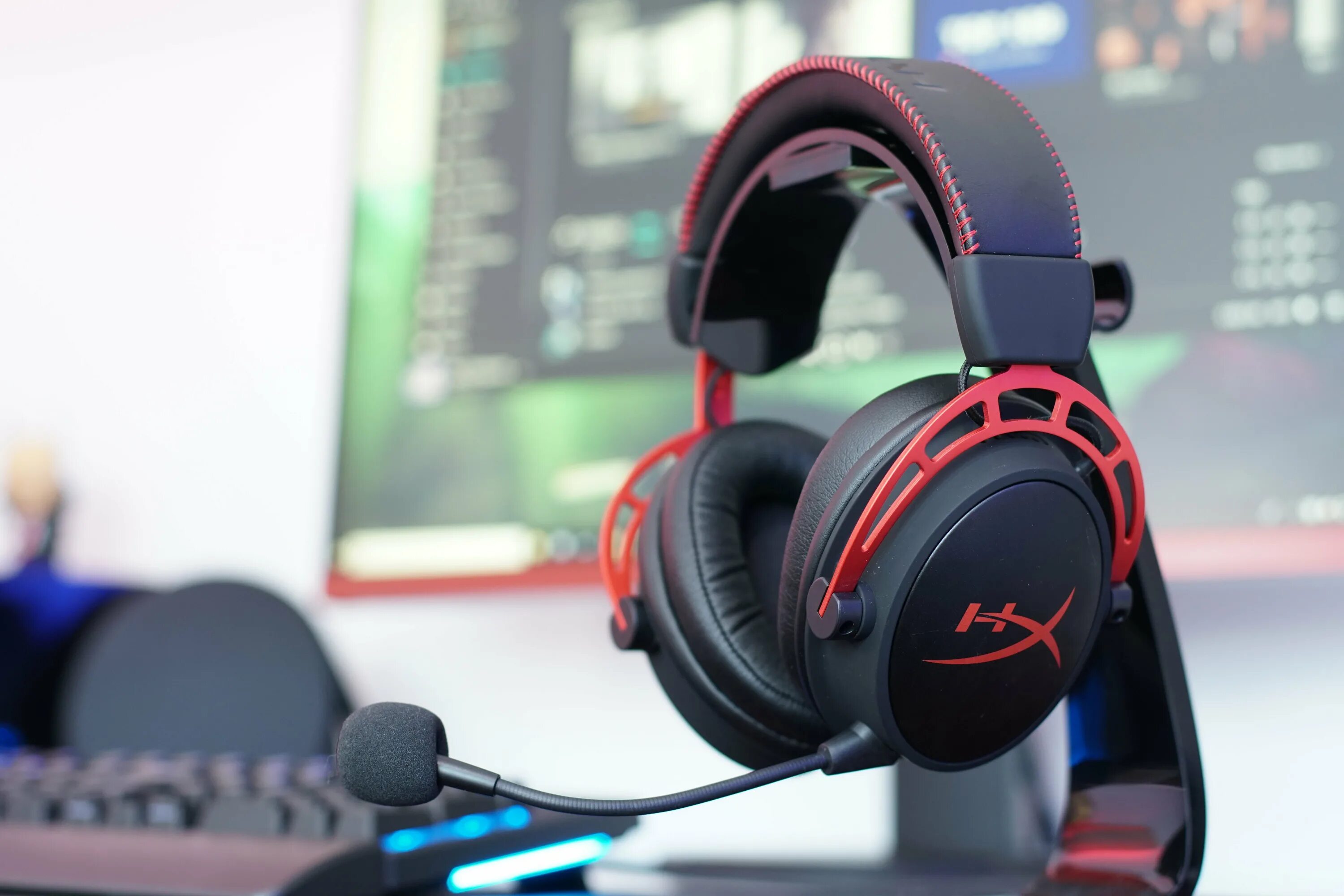 Hyperx. Наушники ХАЙПЕР Икс Альфа. Наушники HYPERX cloud Alpha. HYPERX cloud Alpha 2. Компьютерная гарнитура HYPERX cloud Alpha Red.