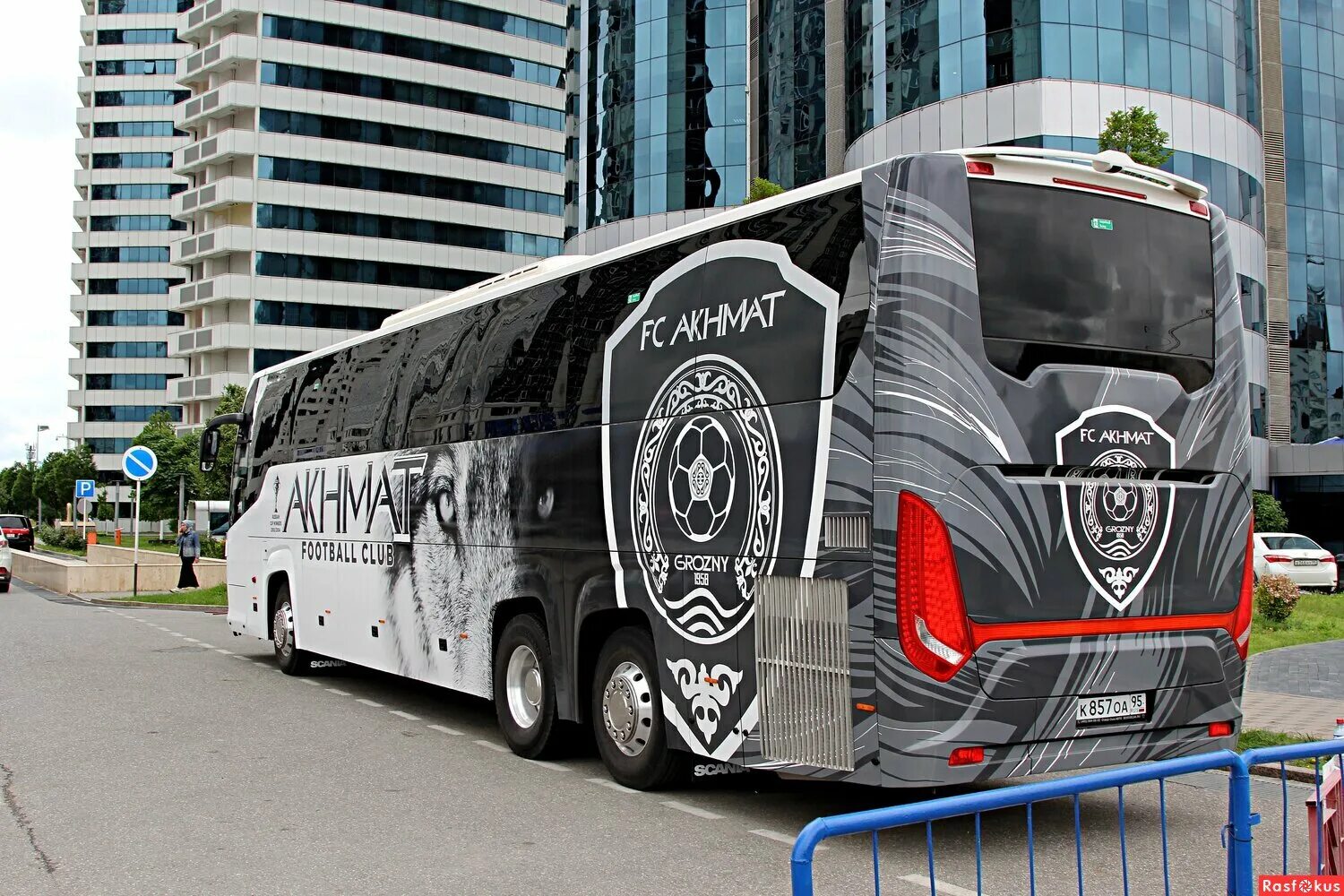 MAN R08 Lion's Top Coach х777ну - Фото № 205906 - Ростов-на-Дону - Твой Транспор
