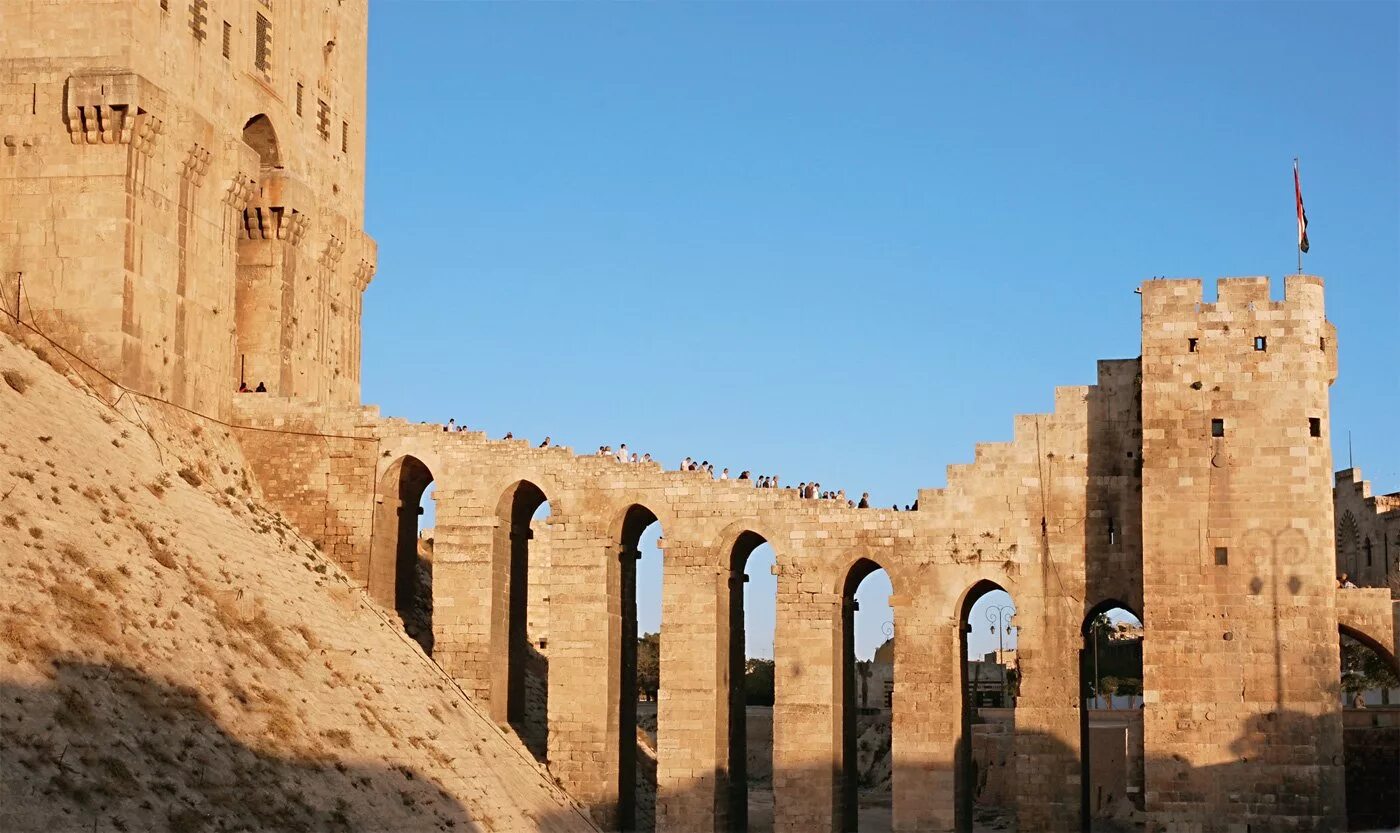 городской пейзаж черно белый. краткий рассказ о городе тамбове. это город был практически. это город был практически. южная европа испания.