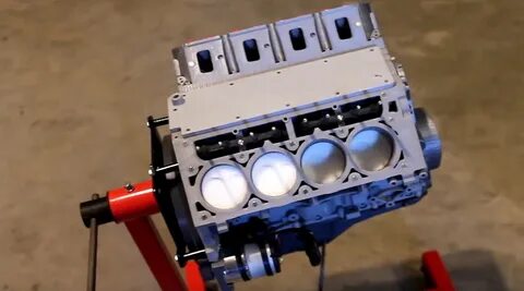 Сборка и демонстрация работы двигателя V8 созданного с помощью 3D принтера.