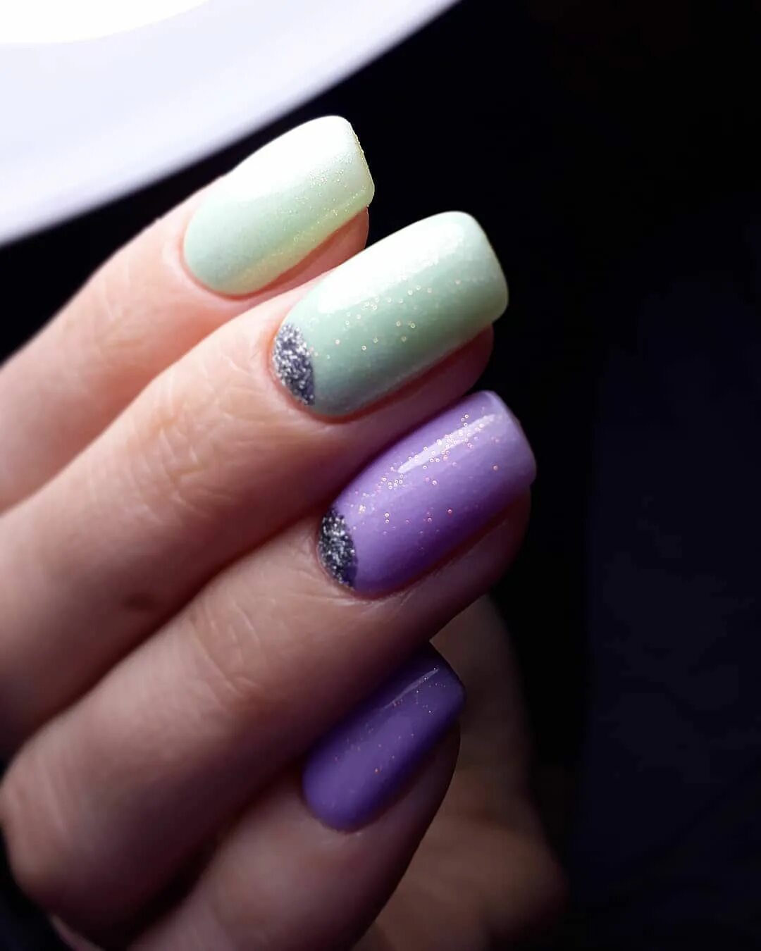 Шеллак 2022блесбышки. Ногти мода 2022. Маникюр шеллак 2024. Необычный маникюр шеллаком фото. Шеллак 2024 новый.