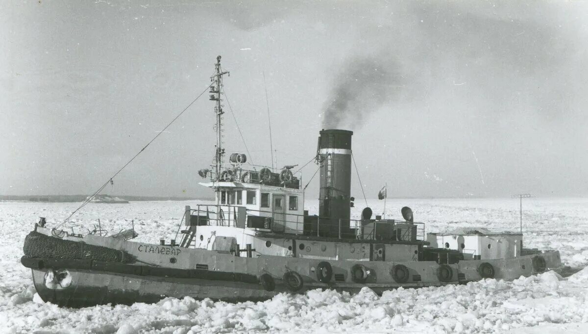 Мб 112 паровой буксир. Паровые буксиры затон -мошево. Паровой буксир проекта 730. Буксир красное сормово. Первые буксиры.