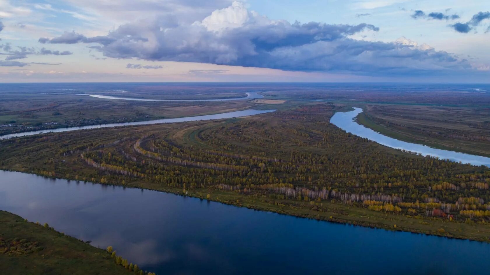 Обь село. Нижние Аремзяны река Иртыш. Река Иртыш Омская область.