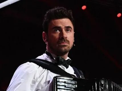 Азиялық порно фильмді қараңыз