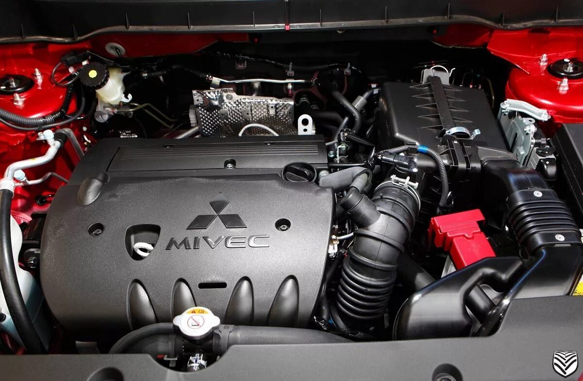 Митсубиси асх какой двигатель. Двигатель Mitsubishi ASX 1.6 2013. Mitsubishi ASX 1.8 двигатель. Моторный отсек Мицубиси АСХ. Двигатель Мицубиси АСХ 1.6.