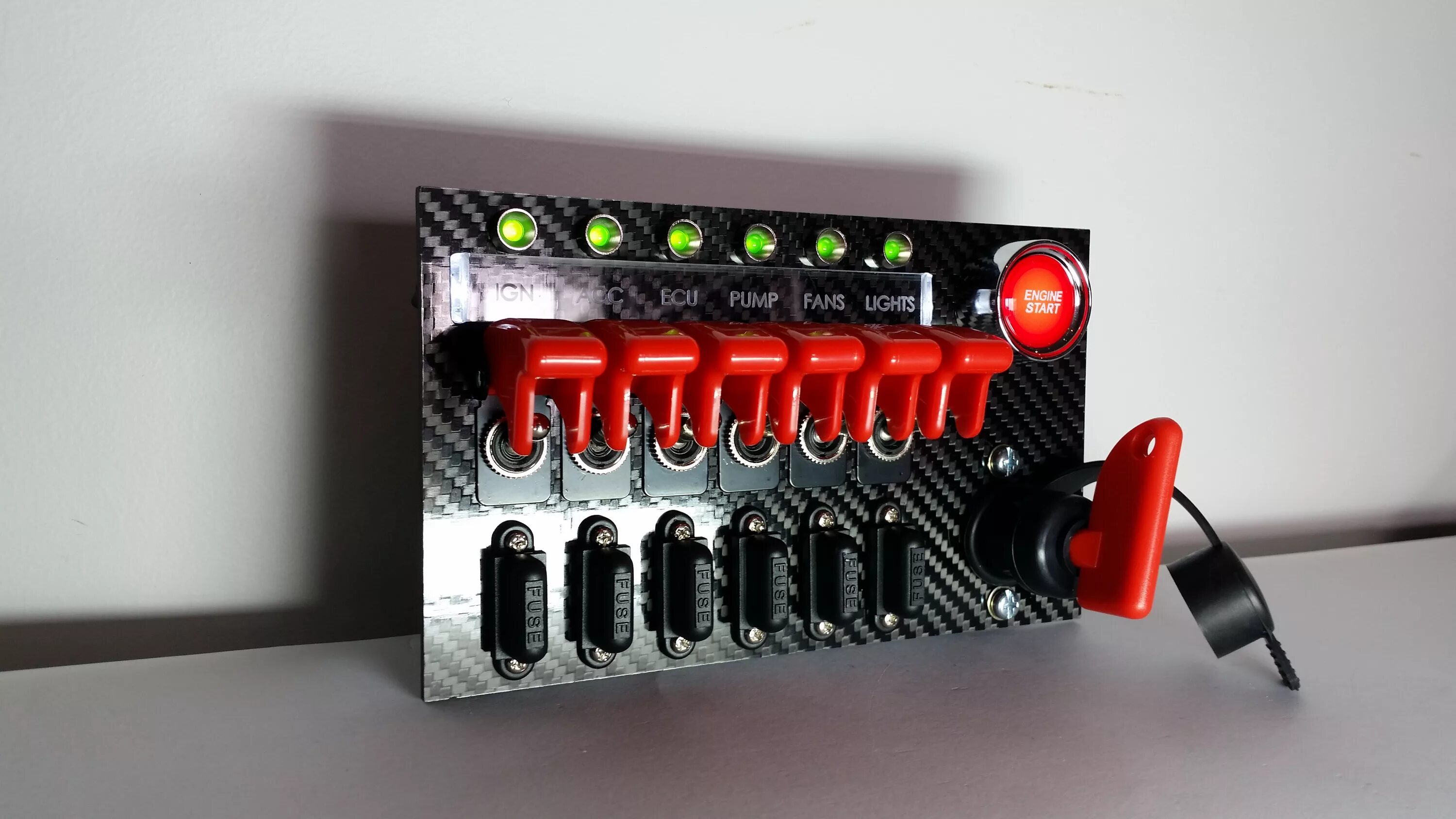 Custom light switches. Custom automotive switch panel. Custom panel. Custom panel front car. Консоль mx hope 9000 в одном.