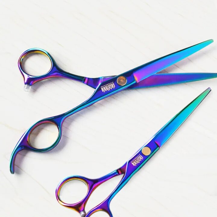 ножницы ягуар 6. ножницы волосы макросъемка. красные ножницы для стрижки. ножницы kingling 6. 5 gold diamant.