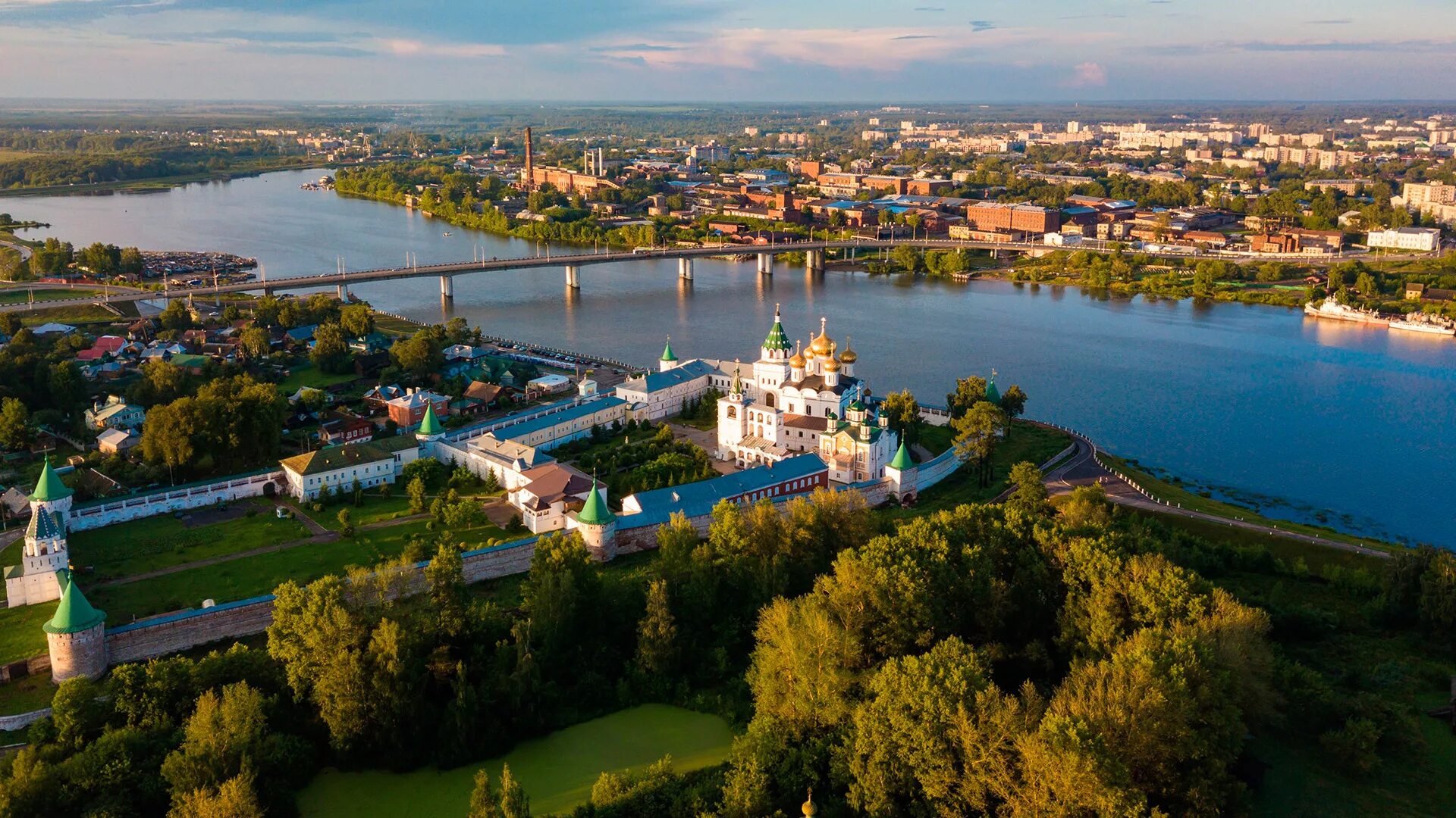 Кострома фото города достопримечательности