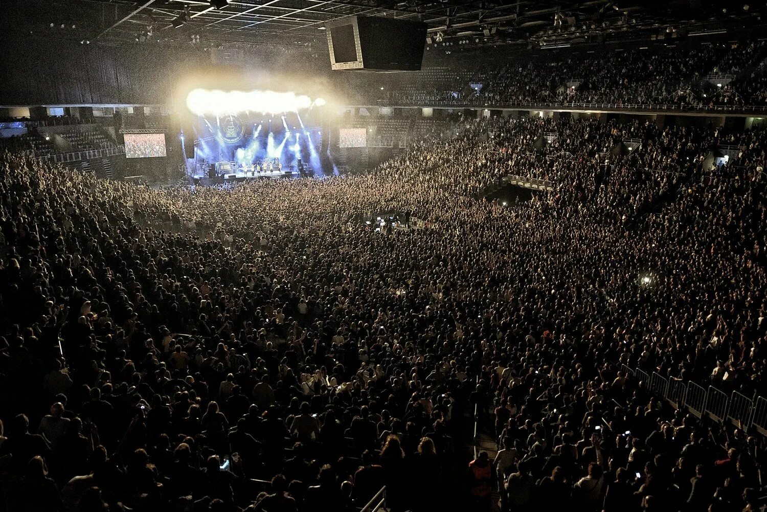 Кропп Арена Краснодар. Кроп Arena (ex. Arena Hall). Арена Холл Краснодар. Кроп Arena Краснодар.