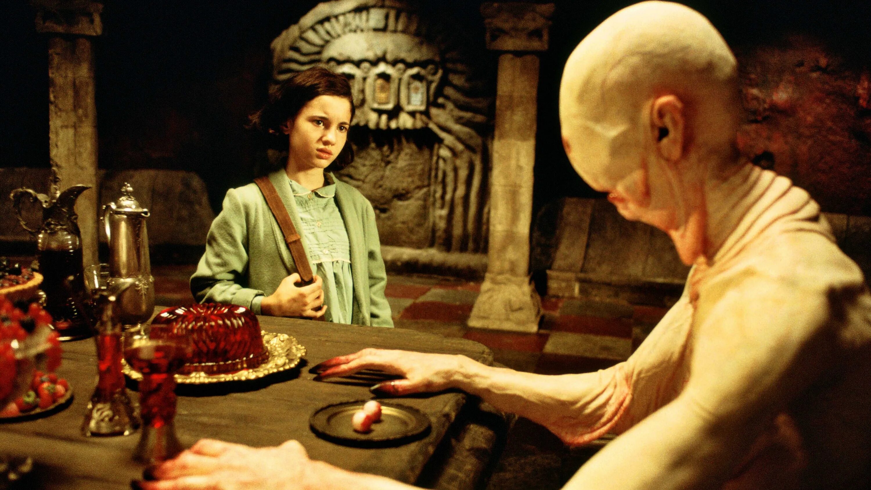 Гильермо дель торо лабиринт,. Лабиринт фавна" (2006), реж. Гильермо дель торо лабиринт фавна. Лабиринт фавна фавн хороший. Лабиринт фавна бледный человек и офелия.