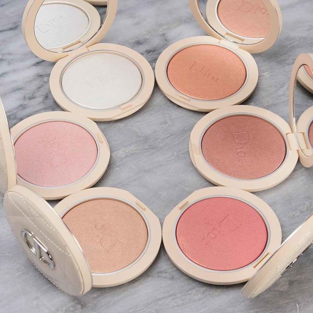 Хайлайтер dior diorskin luminizer. Хайлайтер dior forever couture luminizer. Diorskin luminizer 001. Хайлайтер диор форевер. Diorskin luminizer 02.