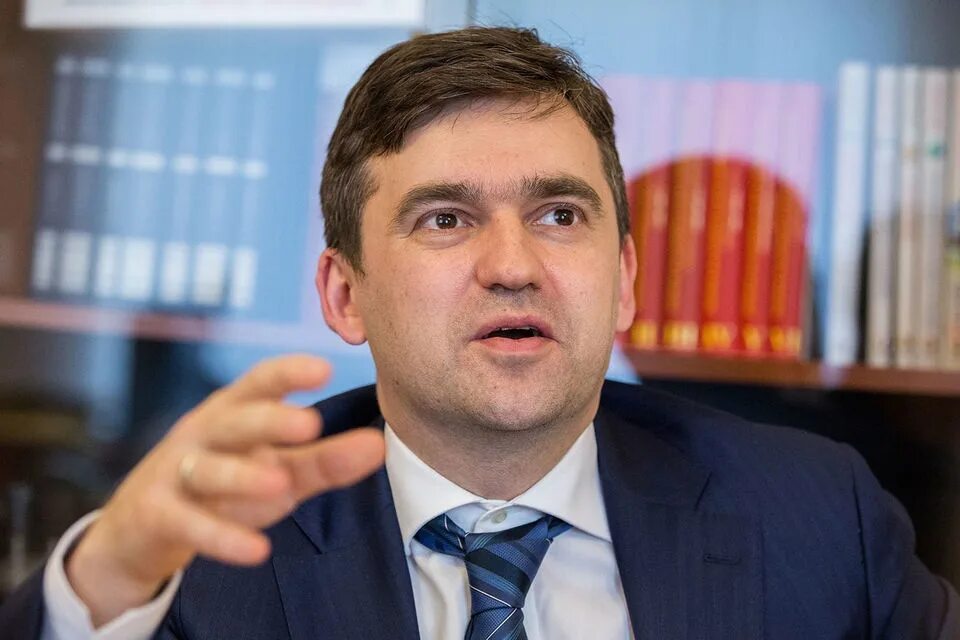 Хочу воскресенский. Воскресенский губернатор ивановской области. губернатор ивановской области воскресенский фото.