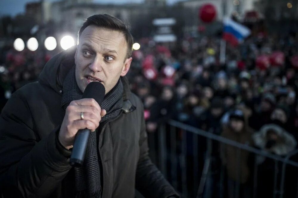 Навальный на аву.