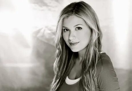 Lola bradley