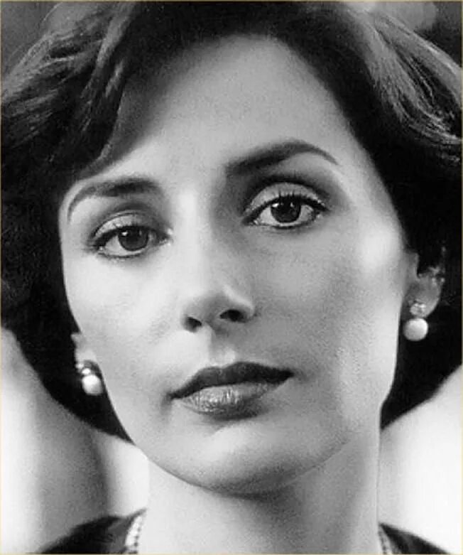 Helena de. Helena de. Helena de. Императрица красоты хелена рубинштейн. Helena de.