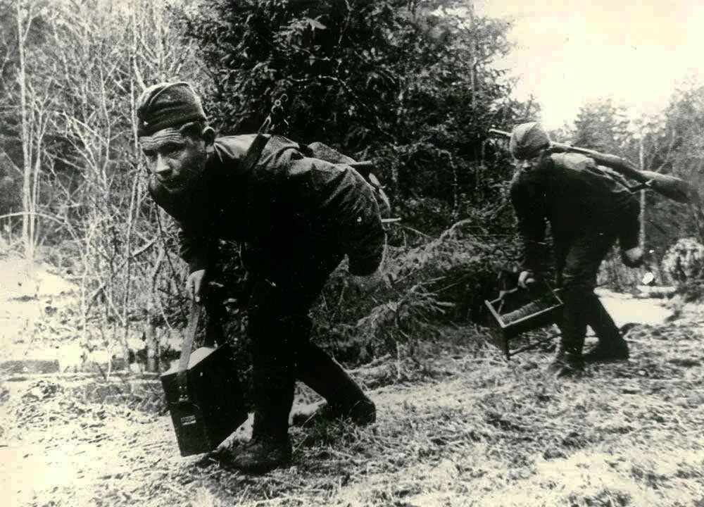 Бои связистов. Связист 1941. Связисты РККА. Связисты ВОВ. Связисты в годы Великой Отечественной войны.