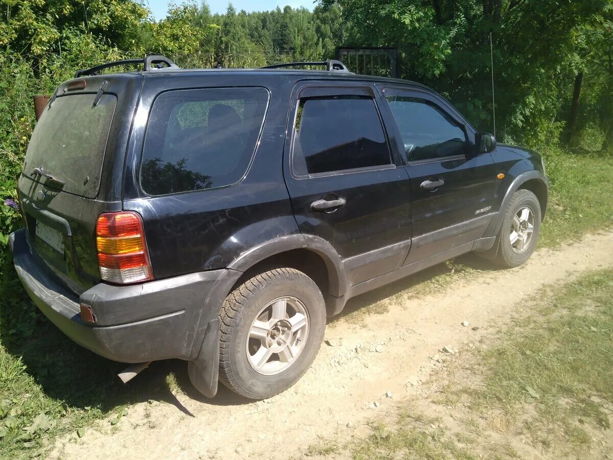 Ford maverick xlt 2001. Форд маверик 2002. Паркетник 2002 год. Форд маверик 2002 года. Форд маверик 2002 года.