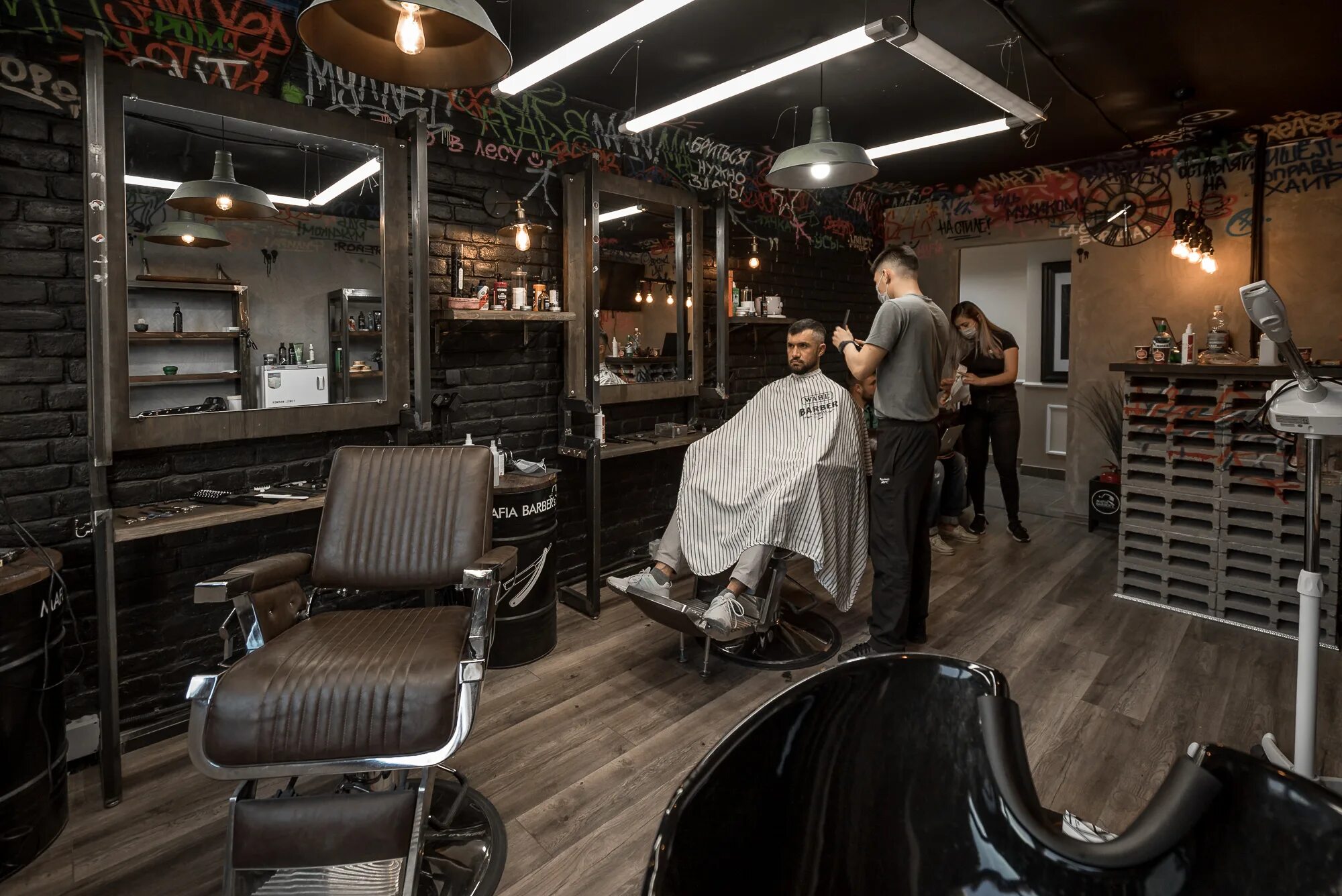 барбер мафия логотип. барбершоп barba mosca. детские стрижки моршанск. барбер мафия. мафия барберс.