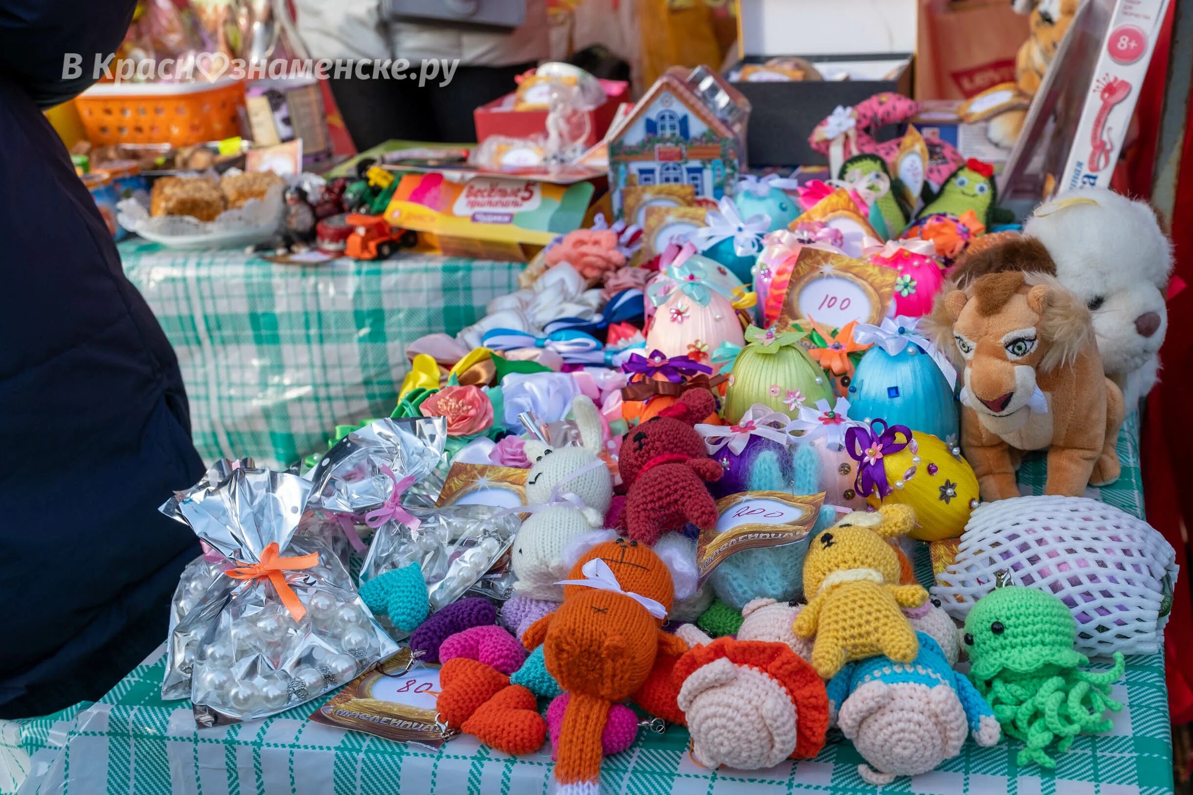 Что можно сделать на школьную ярмарку. Что можно сделать на школьную ярмарку. Игрушки на школьную ярмарку. Поделки на школьную ярмарку своими руками. Что можно сделать на школьную ярмарку.