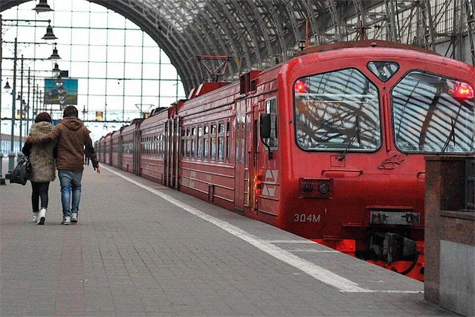 Метро савеловская аэроэкспресс. Савеловский вокзал Аэроэкспресс. Аэроэкспресс белорусский вокзал. Станция Савеловская Аэроэкспресс. Аэроэкспресс до Савеловского вокзала.