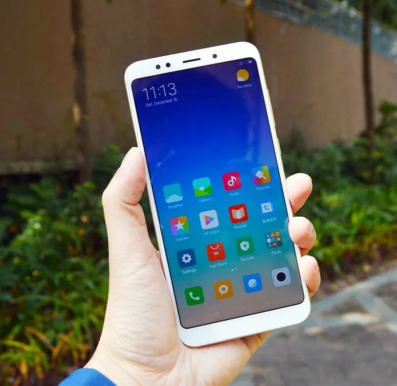 Xiaomi 5 plus 4. Xiaomi Redmi 5. Redmi 5 Plus. Телефон Xiaomi Redmi 5 Plus. Xiaomi 5.