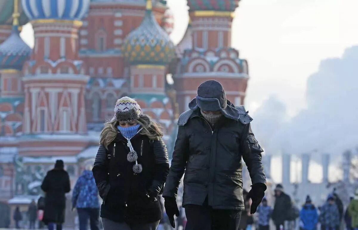 Сильный мороз в москве. Морозы в Москве. Холодно в Москве. Холод в Москве. Холодная Москва.