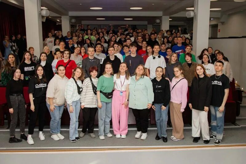 Российское движение детей и молодежи. Российское движение школьников. Движение первых разговоры о важном. Молодёжные объединения в россии. Школа будущего 2022 калининград.