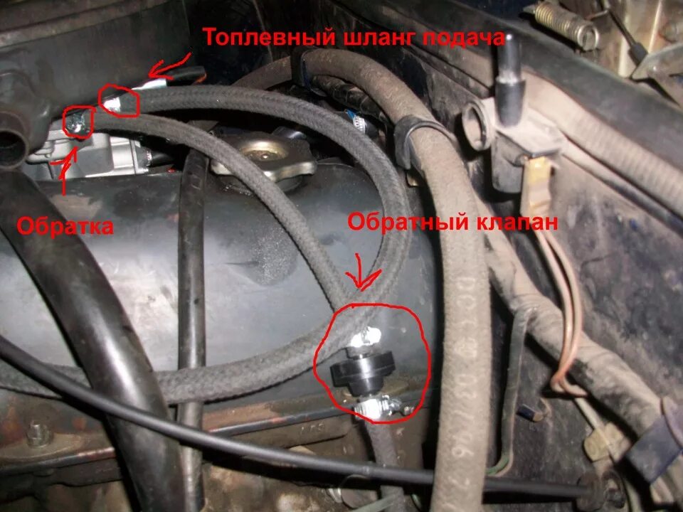 Обратный клапан 2106. Как должен стоять обратный. Обратный клапан на всасывающем трубопроводе насоса. Схема установки водяного счетчика с обратным клапаном. Схема подключения водосчетчика с обратным клапаном.
