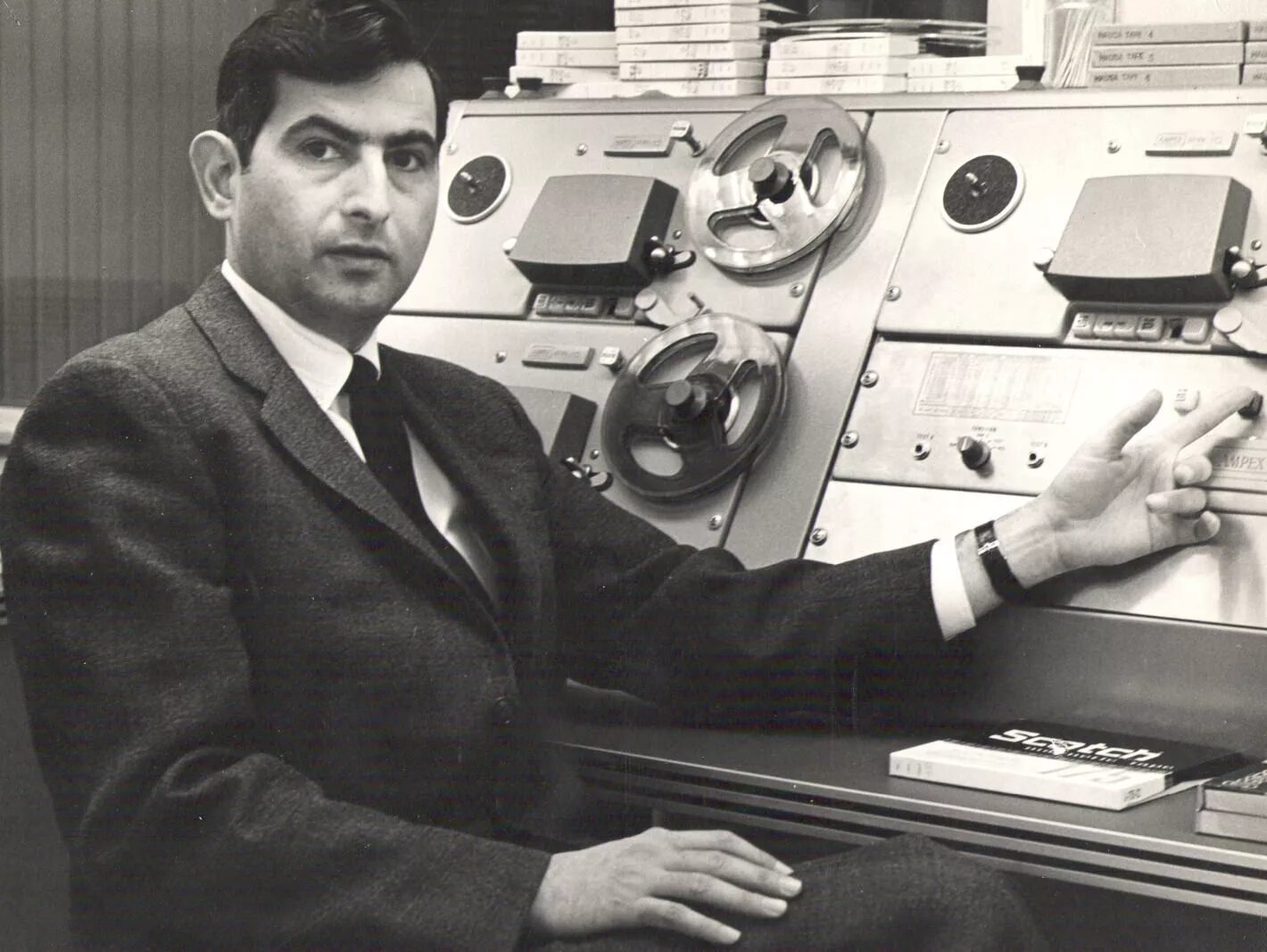 Изучение английского по методу доктора пимслера. Blade. Пол пимслер. Data driven презентация. Лин бережливое производство.