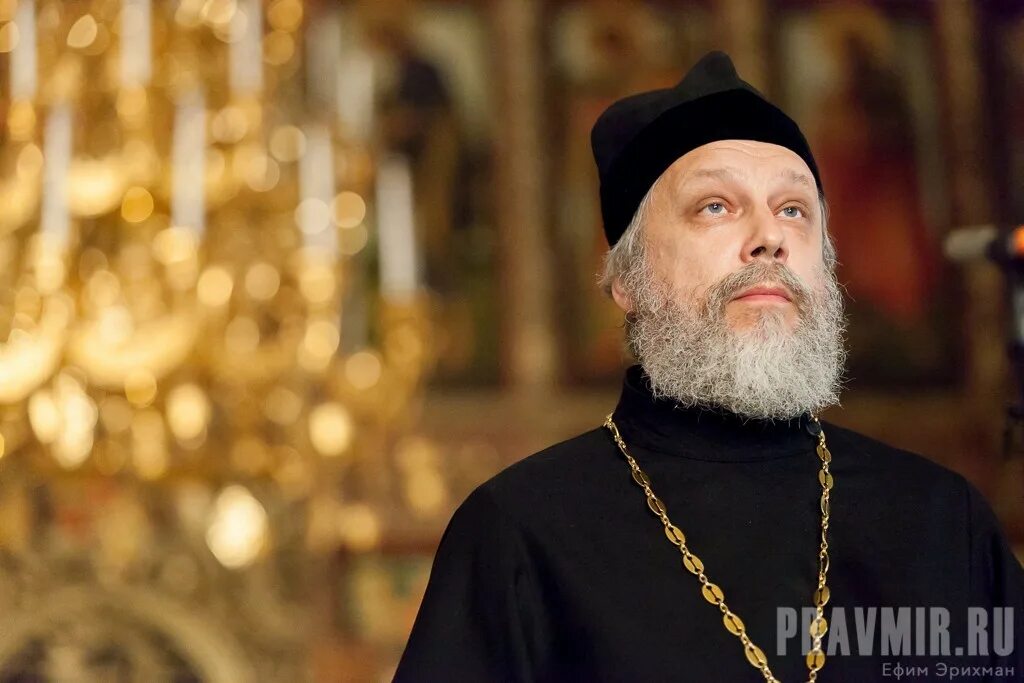 Протоиерей иоанн чиженок. Протоиерей глеб каледа. Кирилл каледа протоиерей бутовский полигон. Попельский кирилл священник. Глеб коляда священник.