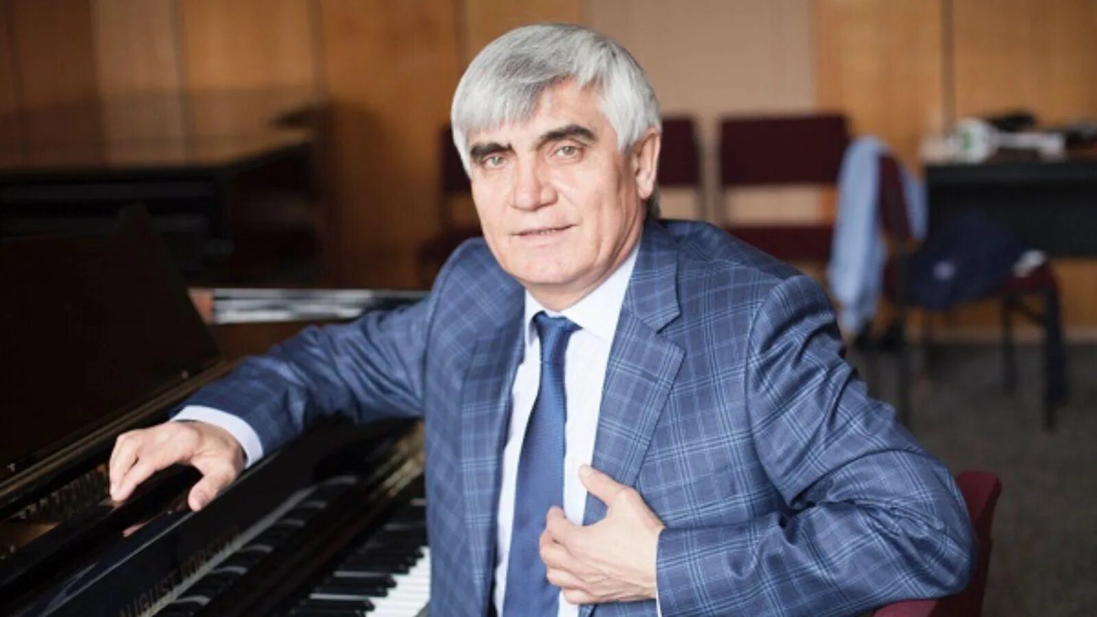 Калимуллин. Калимуллин. Идрис калимуллин. Калимуллин. Певец рафис калимуллин.