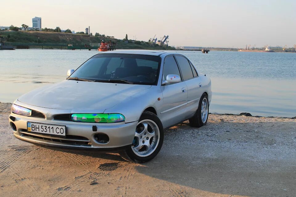 Новые фото Mitsubishi Galant (7G), 1,8 л, 1995 года фотография DRIVE2