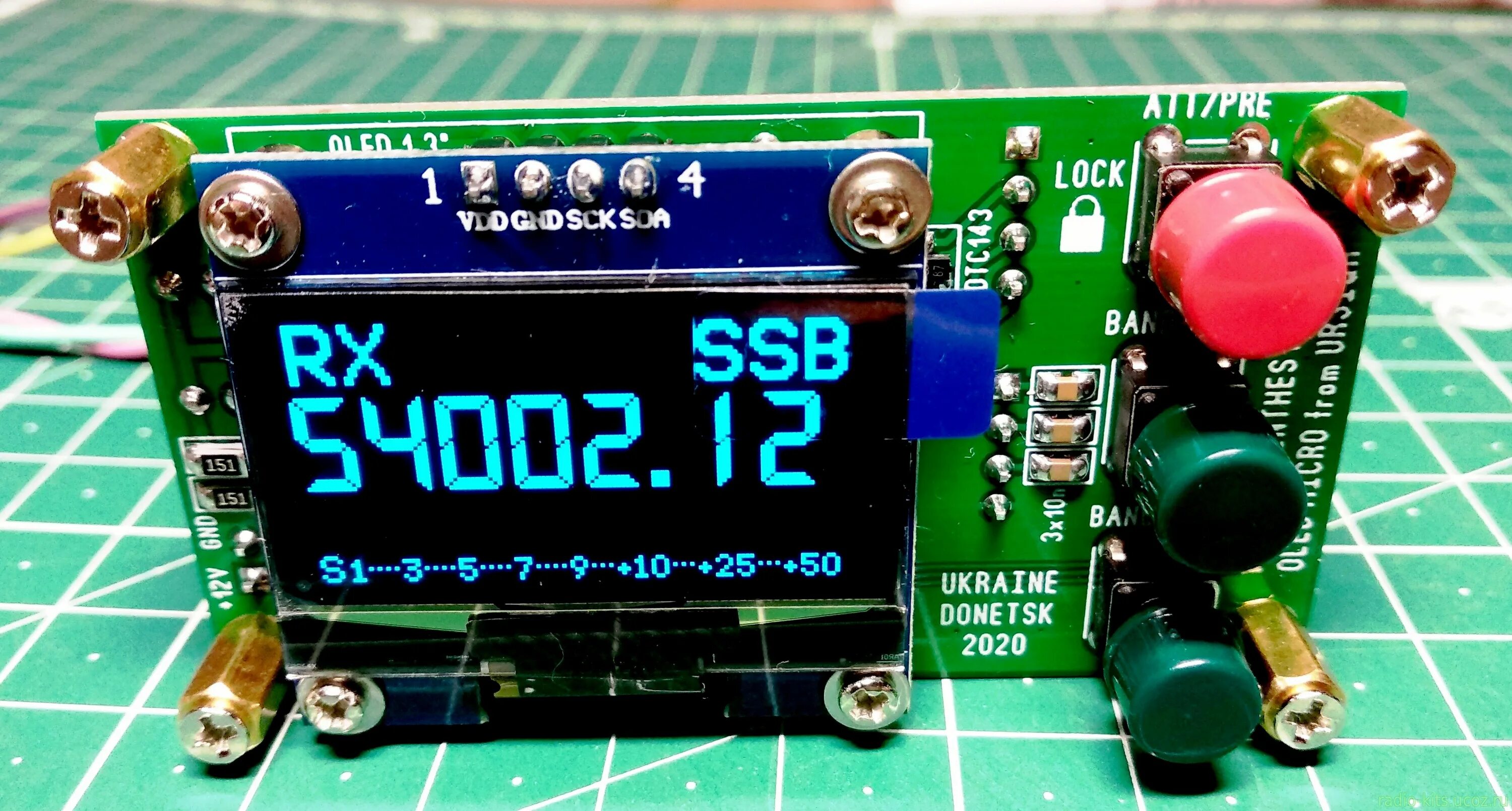 Синтезатор частоты для трансивера. Синтезатор кв трансивера si5351. Синтезатор частоты на si5351 для трансивера. Синтезатор si5351 OLED. Синтезатор частоты кв трансивера с цветным дисплеем.
